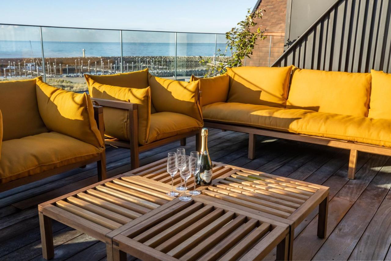 The Penthouse Nami, Branding, Ultra Luxurious Japanese Design Sea View Apartment Cadzand Bagian luar foto